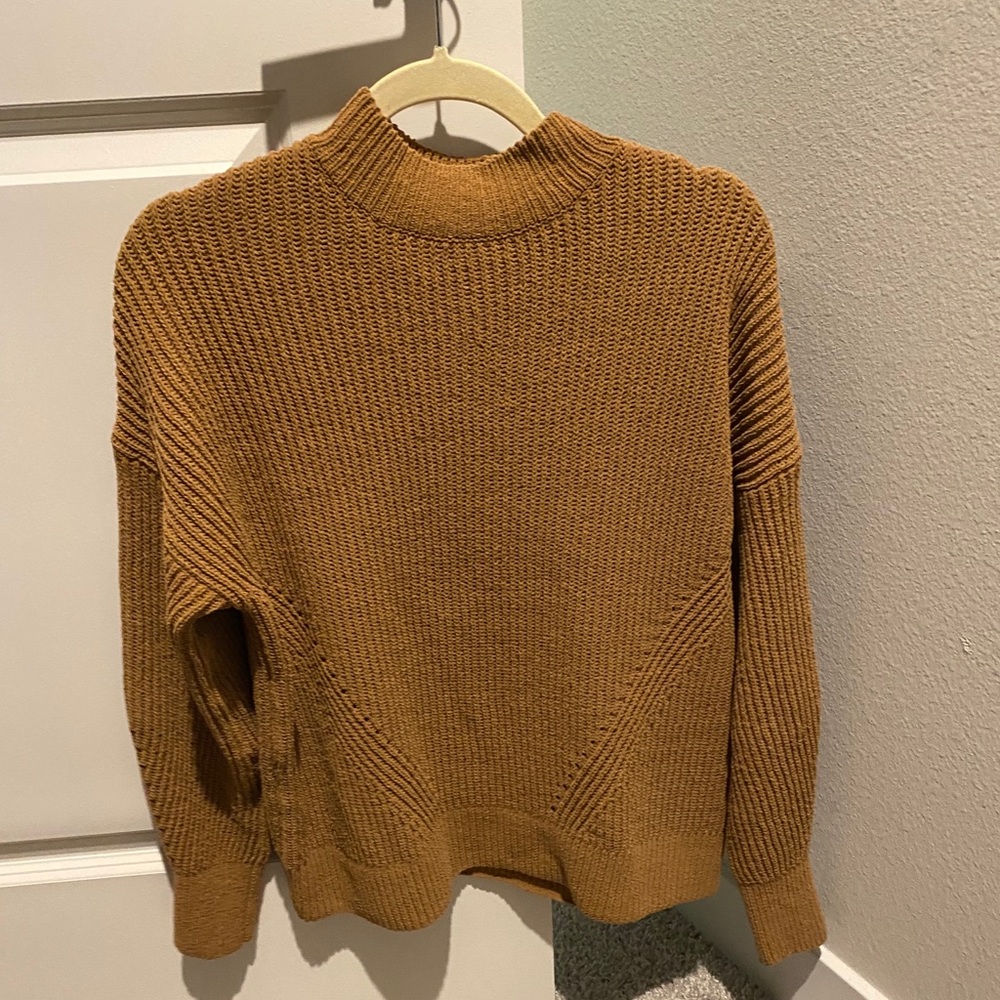 Abercrombie & Fitch Sister Studio sweater